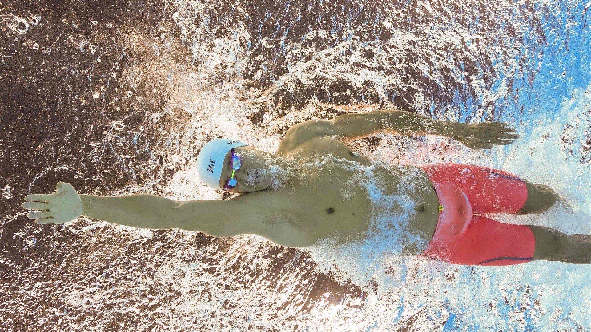 被篮球耽误的Rapper?利拉德混剪引爆网络,跨界才华如何重塑体育明星形象